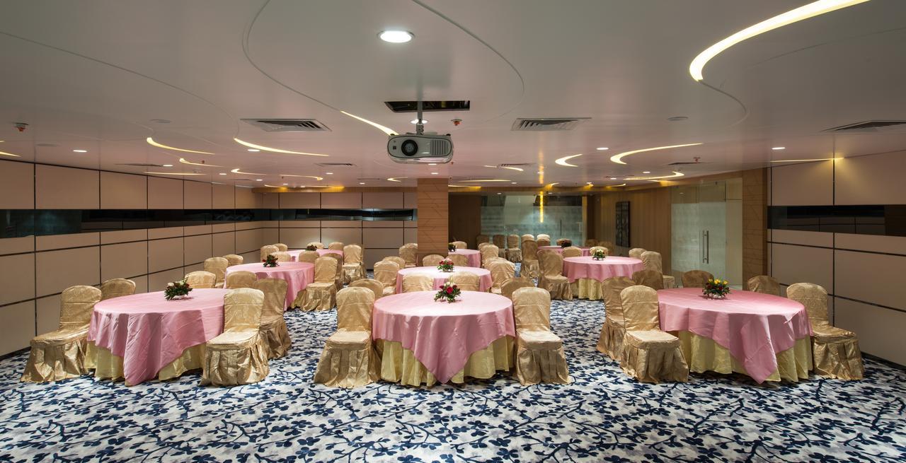 Hotel Atishay Bhopal Exterior photo