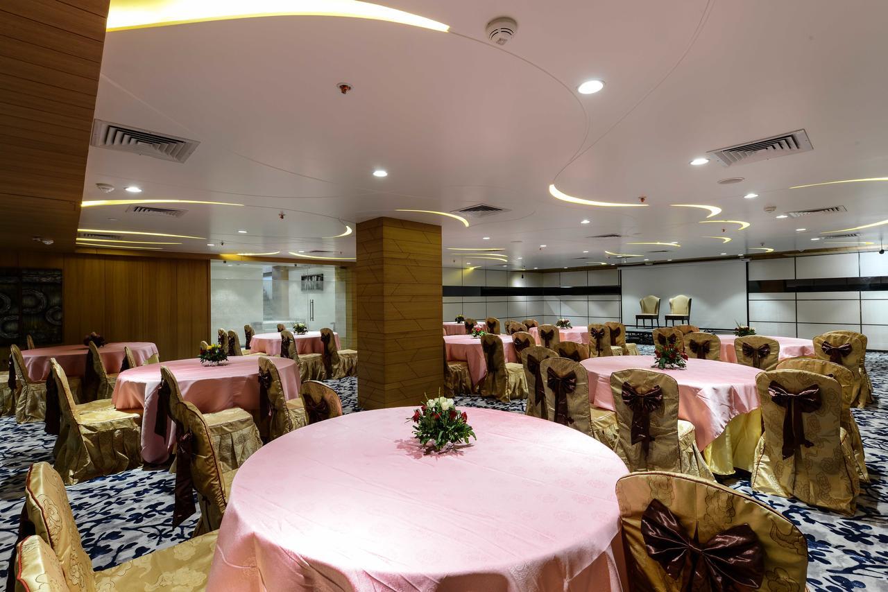Hotel Atishay Bhopal Exterior photo