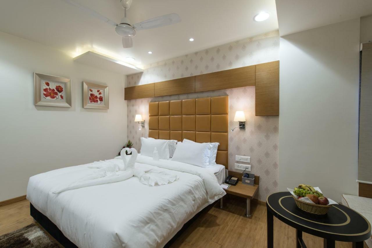 Hotel Atishay Bhopal Exterior photo