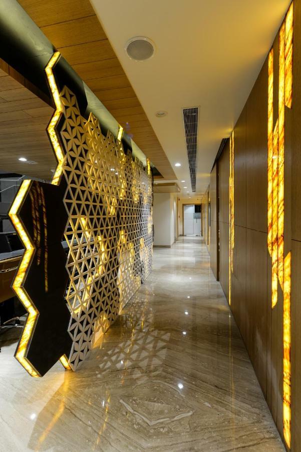 Hotel Atishay Bhopal Exterior photo